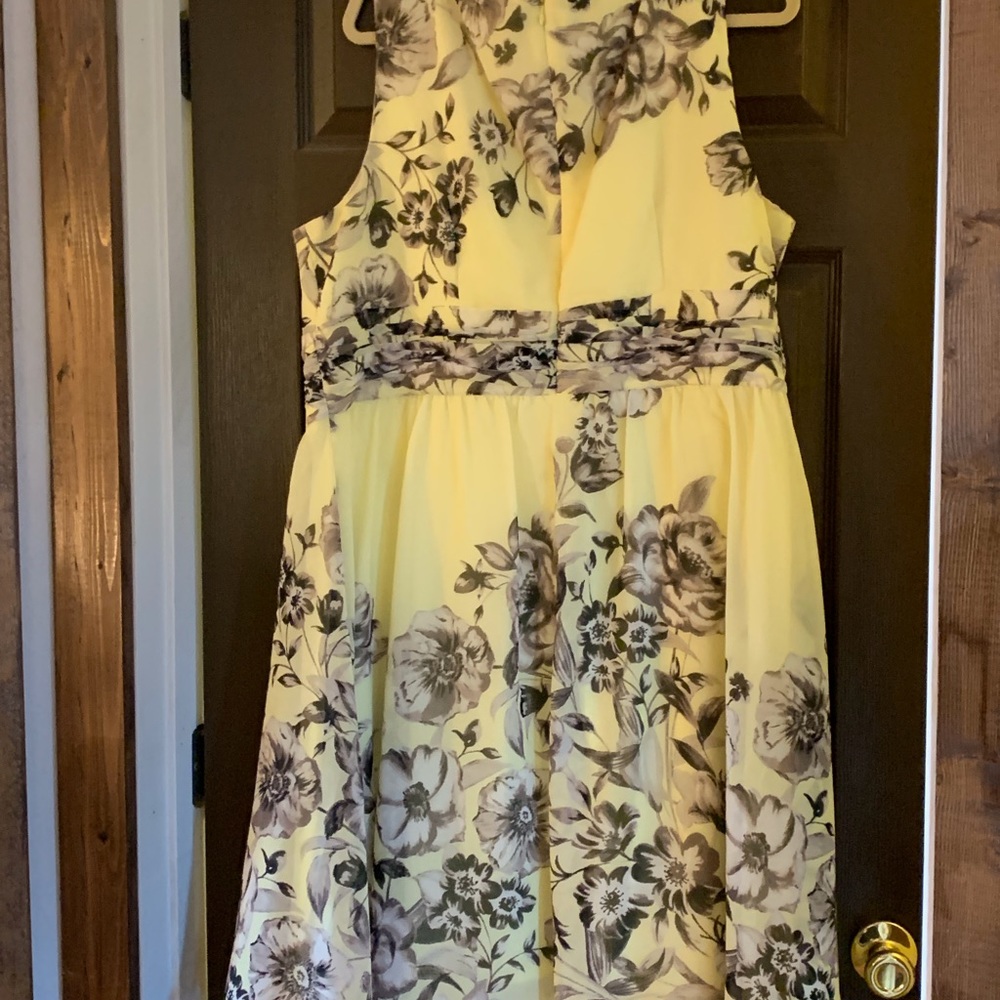 Formal Dress - Picture 2 of 2